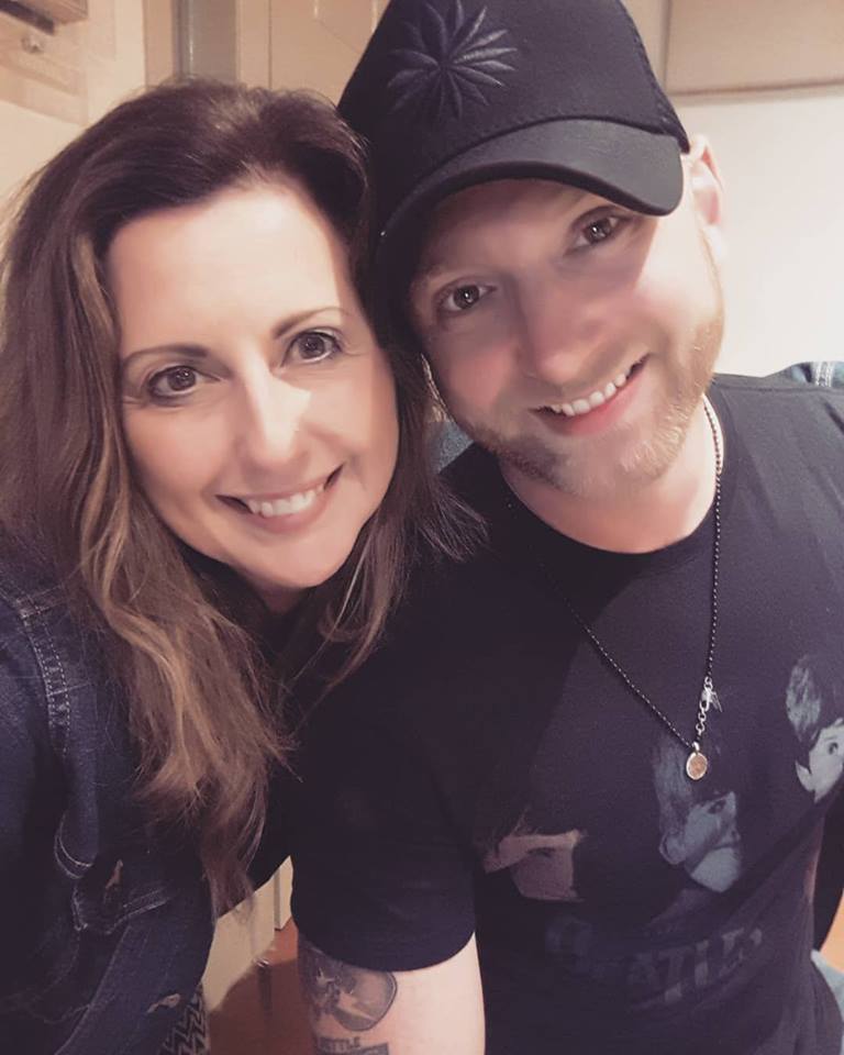 Lindakx947's tweet photo. Happy Birthday @timhicksmusic !! Here's hoping you're having a #hellraisingoodtime and don't be afraid to #getloud !! Cheers from your friends @KX947 #happybirthdaytoyou https://t.co/UIW42FV8T1