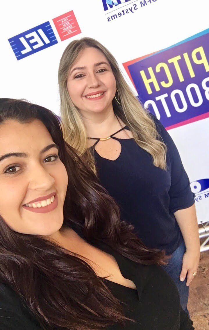 AlooTelecom_'s tweet photo. A Aloo Telecom no sábado dia 18/08 esteve no Pitch Bootcamp 2018. Evento que tem o desafio de construir carreiras. E nos representando a Consultora de Gestão de Pessoas Alda Cansanção, e a jovem aprendiz Letícia Carvalho. #AlooTelecom #PitchBootcamp #aloocloud #poweredbyoracle https://t.co/bJbSgey9Jc