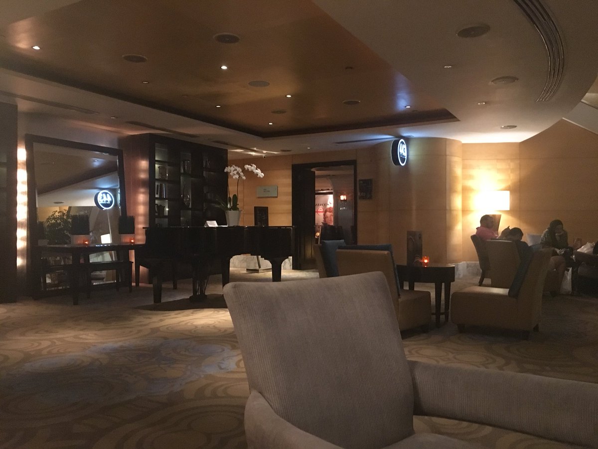 Six hours meeting in the western inn hotel #KualaLumpur #Malaysia #Asia discussing #CryptoCurrency #BTC #BlockChain #DealMarker #Business #Connector