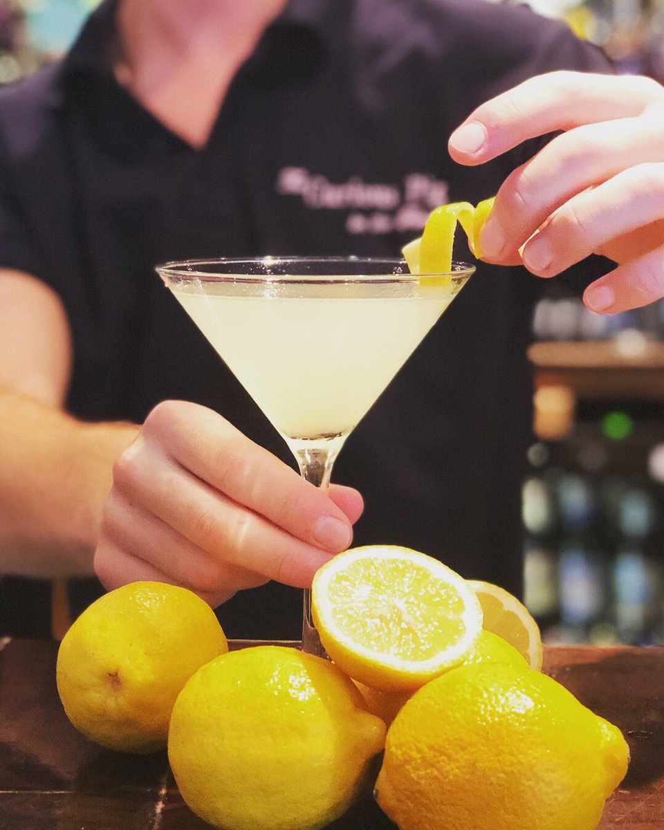 curious_pig's tweet photo. £5 on all cocktails between 5pm-8pm Mon-Fri. #dontstaycurious https://t.co/IEVmHjGXNM