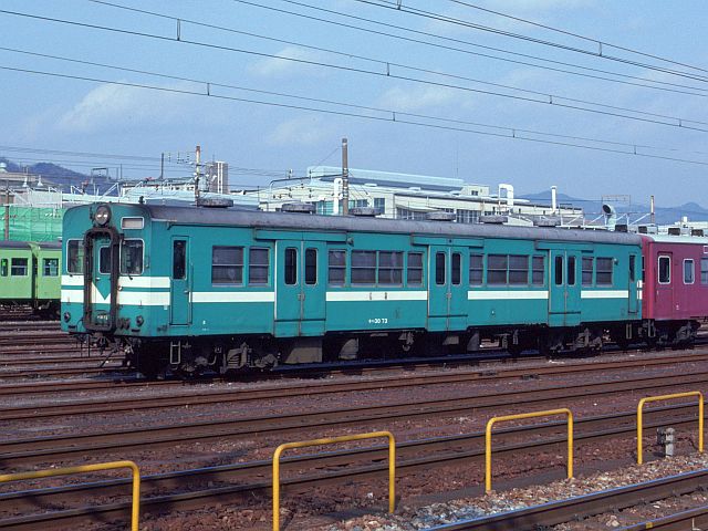 懐かしのキハ 加古川線キハ30 73の廃車後鷹取留置♪♪ 友情出演