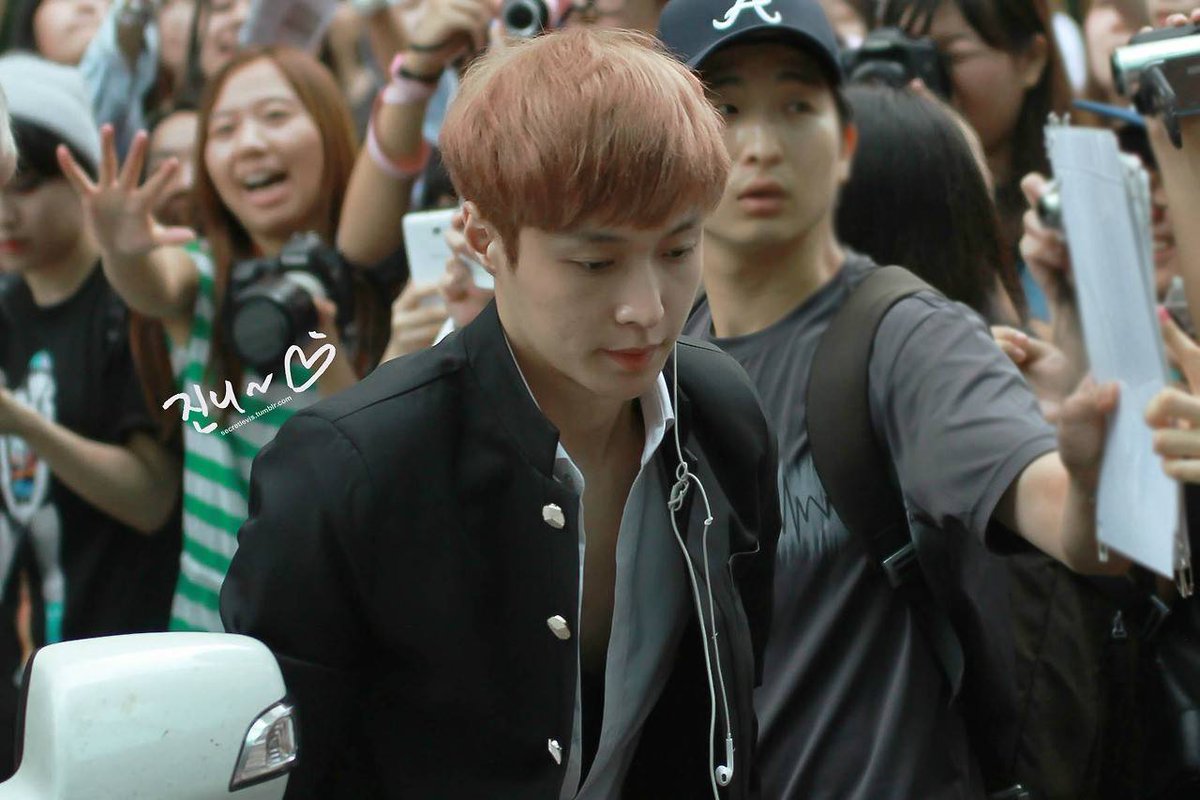 just KrisLay tweet media