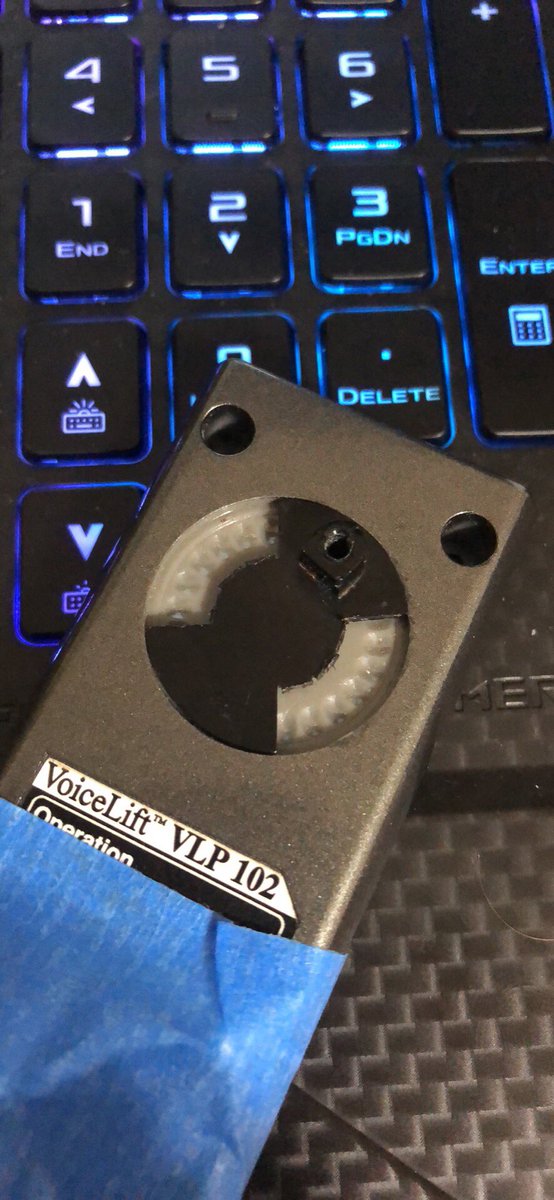 AlkeshOne's tweet image. #PracticalPrinting the clip for my lanyard broke on my classroom amplification system mic, and honestly most of the clips are broken at our school. This is my version 2 replacement, a simple glue together printed in @Proto_pasta Tangerine Orange to match this lanyard upgrade.