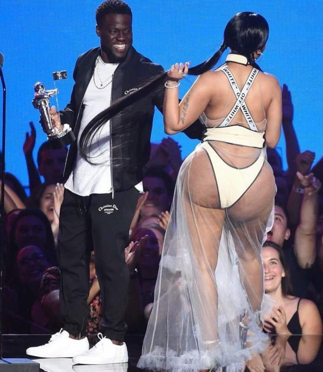 Nicki Minaj Booty Deflated