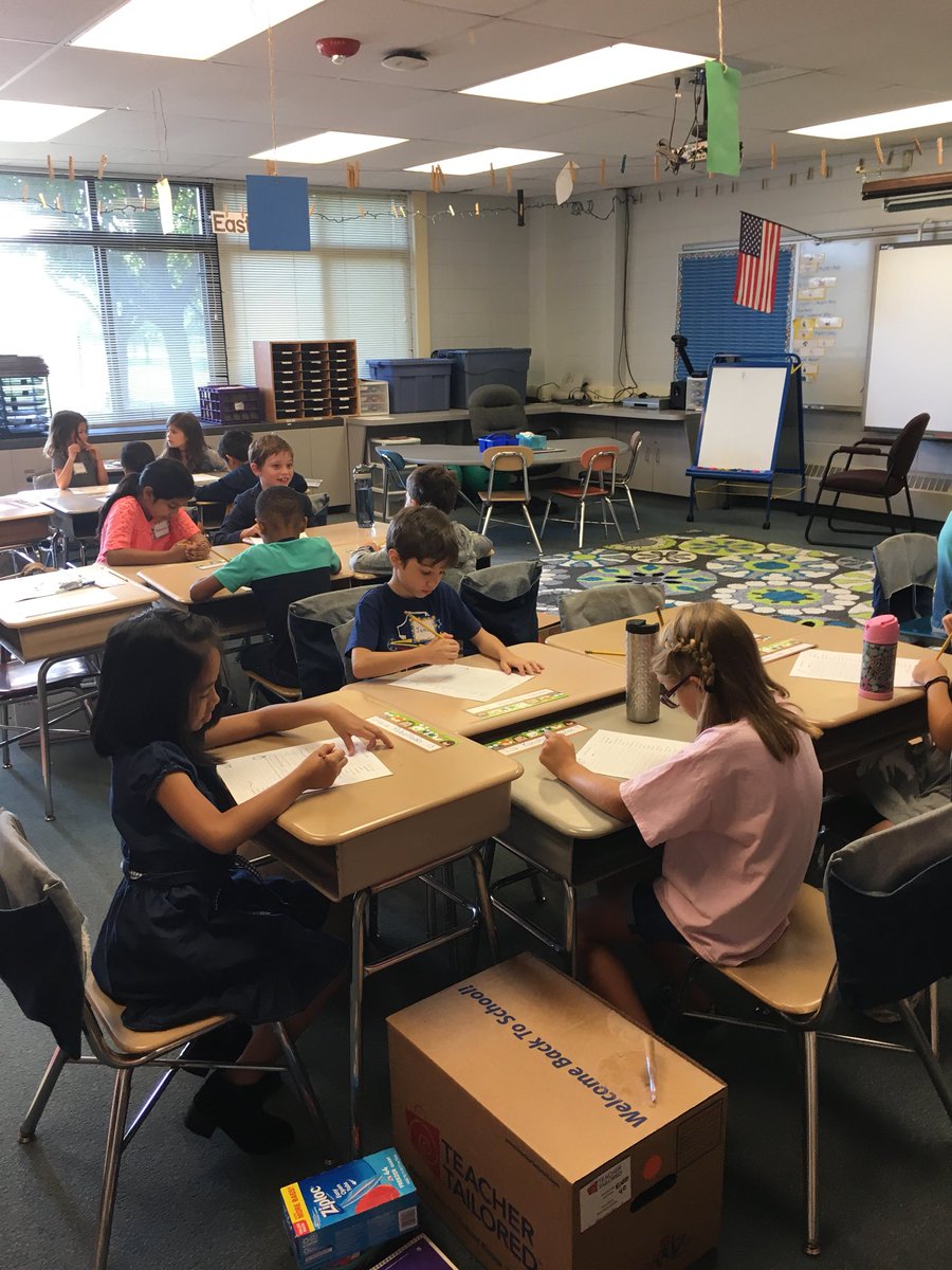 wb2ndgrade's tweet photo. First day! #wb2ndgrade https://t.co/w3rYZQNINU