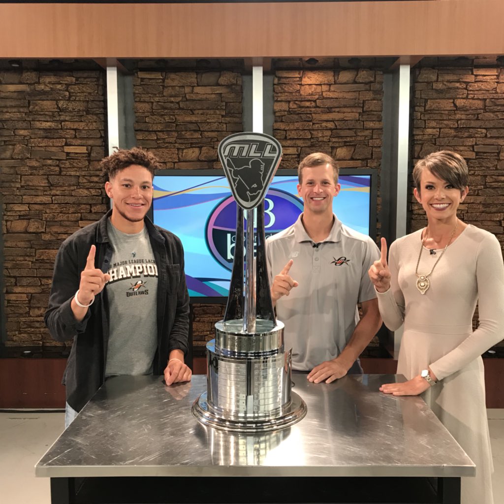 ☝🏼🏆 Cue the Queen 🎵🎵
We are the Champions, my friends
(Well THEY ARE, I’m just riding their coattails) 😉 
Congrats <a href="/DenverOutlaws/">Denver Outlaws</a> on bringing a 3rd Steinfeld Trophy home to the Mile High! 
#outlawsnation #letsride #gooutlaws #MLL #Champs <a href="/MLL_Lacrosse/">Major League Lacrosse🥍</a>