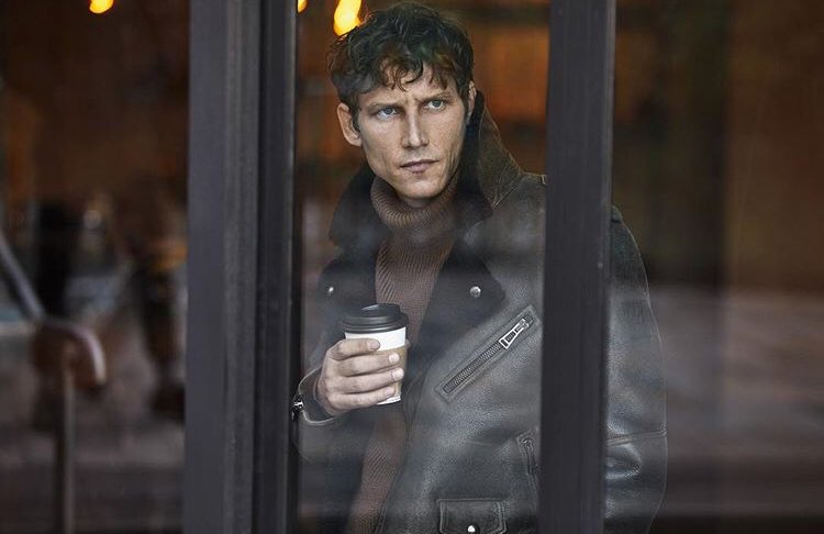 EstModels's tweet image. @barbotroch back at it again for @belstaff FW18. 📸📸by @cyrillmatter, 👗👗by @verityparker, 💇🏻‍♂️💇🏻‍♂️by @patrickwilson and 💄💄by @nikki_makeup.
-
-
-
#EstablishedMen #Campaign #FW18 #RochBarbot #Bellstaff