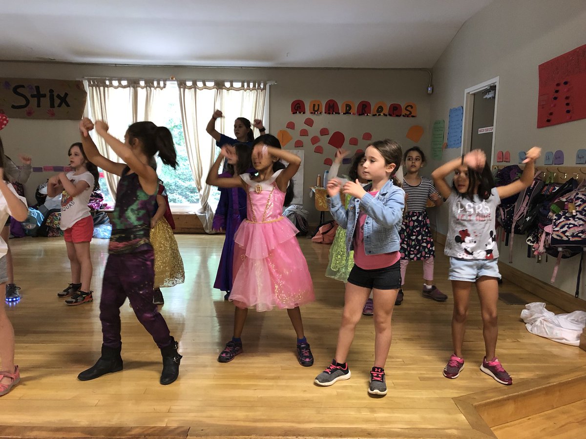 GumDrops2018's tweet photo. We are practicing as much as we can before the flash mob tomorrow morning! https://t.co/TbMEw2oFj5