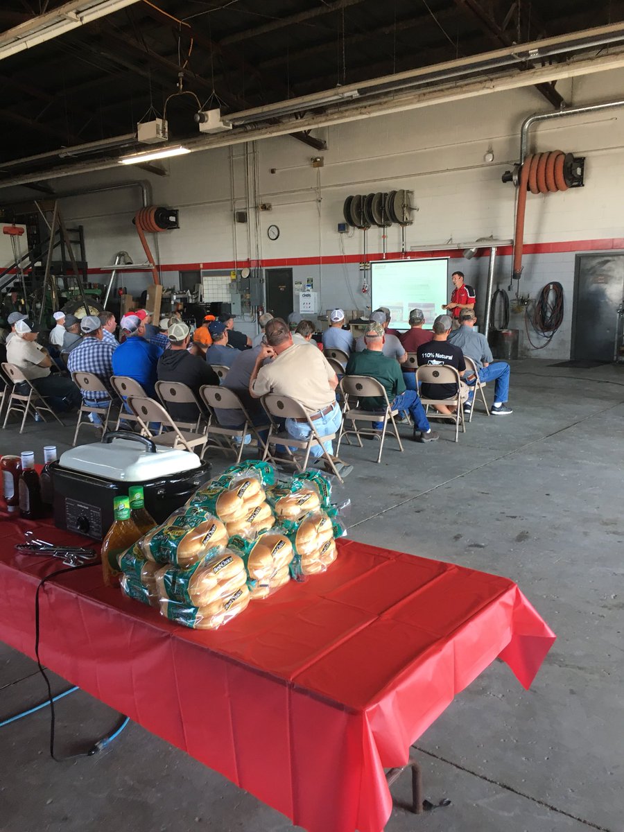 Last combine clinic of the season here in Eastern Iowa with Titan Machinery, we are in Blairstown, IA today. A want to give the folks at Titan Machinery a big thank you for making us a part of your combine and precision farming clinics this fall/summer.