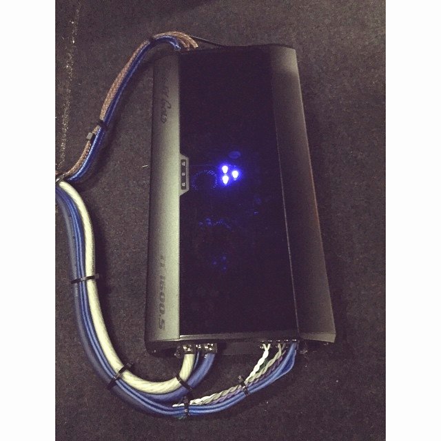 caraudiova's tweet photo. #soundwavecustoms #phoenixgold #Ti21600.5 #5channel #amplifier #quality #power #sound #stinger #wire #caraudio #carstereo #mobileelectronics #12volt #vehicleaccessories #hamptonroads #tidewater #virginiabeach #installs #work #dodge #challenger #clean #swc #followus #soundwavecust https://t.co/9P8OIzl4lV