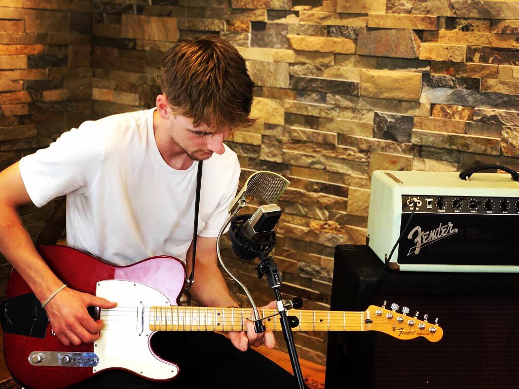 JoshVineMusic's tweet photo. Had a great day recording something exciting @copperbrownuk

Thanks for having me! https://t.co/ERIknp1gg2