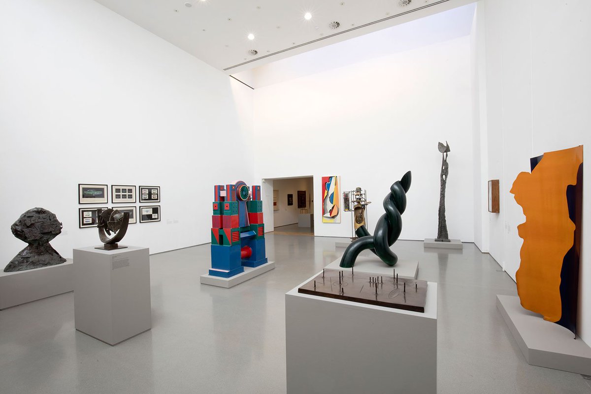 It’s the final week to see our displays of post-war sculpture - part of #TheSculptureCollections, a major showcase of the @LeedsMuseums collection of #sculpture. Closing Sunday henry-moore.org/whats-on/2018/…