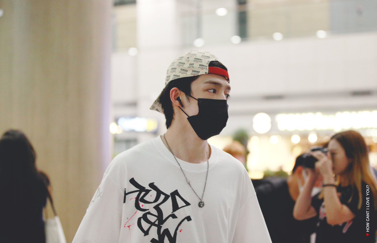 Howcant_'s tweet photo. 180817 ICN 입국
#세븐틴 #에스쿱스 #최승철
장시간 비행때문인지 
승철이 이 날 엄청 피곤해보였구 ㅜㅜ💦
그래도 잘생겨쏘 ㅜㅜㅜㅜ😭❣️ https://t.co/PdpwYVFHkh