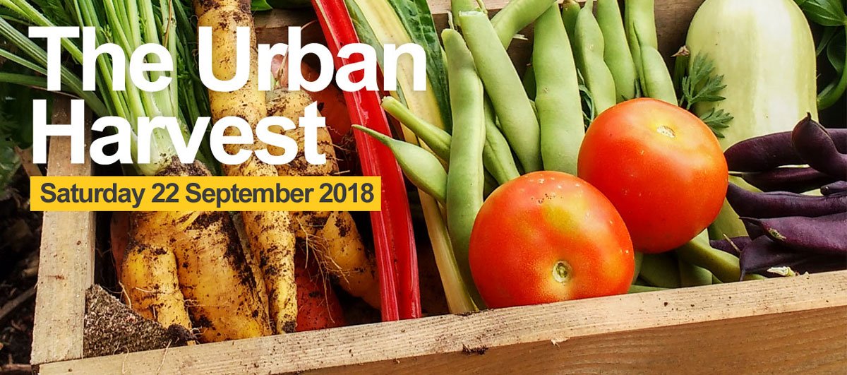 #UrbanHarvest2018 is coming on 22 September! Join a network of #communitygardens across #London, celebrate the #harvesting season, invite visitors in, and win great prizes! Sign up at capitalgrowth.org/opengardens/ <a href="/HoodGarden/">Robin Hood Garden</a> <a href="/surreydocksfarm/">Surrey Docks Farm</a> <a href="/SuttonFarm/">Sutton Community Farm</a> #Harvest2018 #UFF2018