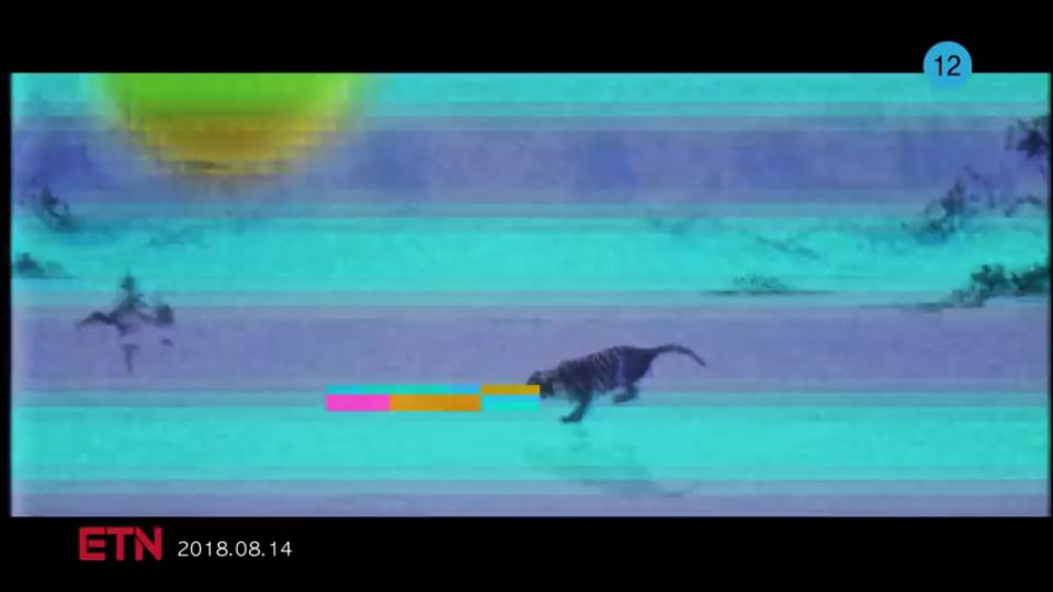 gogoarmys_'s tweet photo. [#FOCAAQUI]
Não sei se vcs perceberam, mas a data que esta no MV é outra. Hj é dia 23 (dia na Coréia) e no MV está dia 14.
EU to FicAnDo LouCa!!!

@BTS_twt
#IDOL

~Becca https://t.co/77Cq9lrgUs