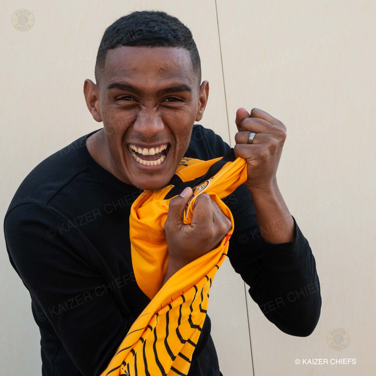 KaizerChiefs's tweet image. We would like to confirm the signing of Mario Booysen. Welcome to the Kaizer Chiefs Family #HeIsHere #HailTheChief #Amakhosi4Life