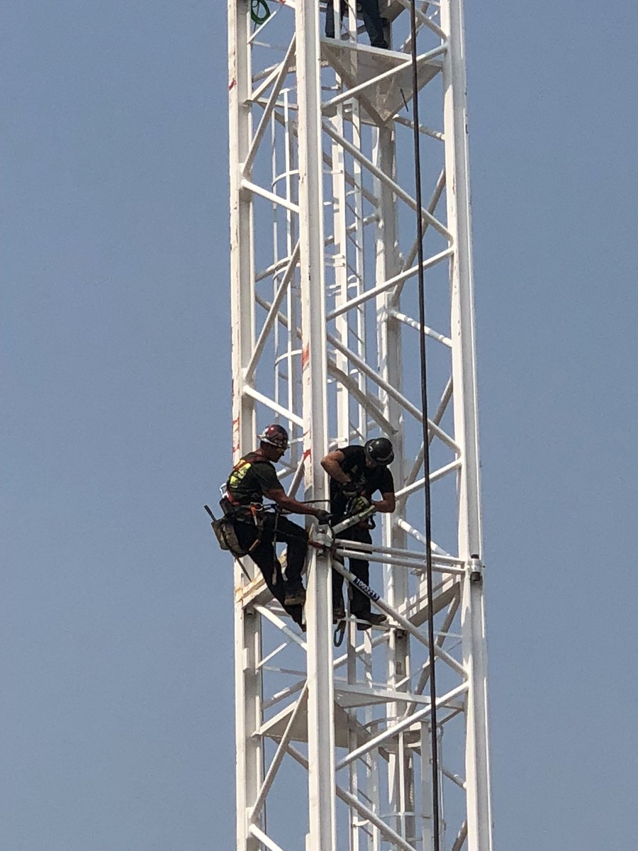 MetroRigging's tweet photo. Metro tower crane erection #metrorigging #towercrane #cranes #rigging #construction #machinery #terexcranes https://t.co/ffkebIEv46