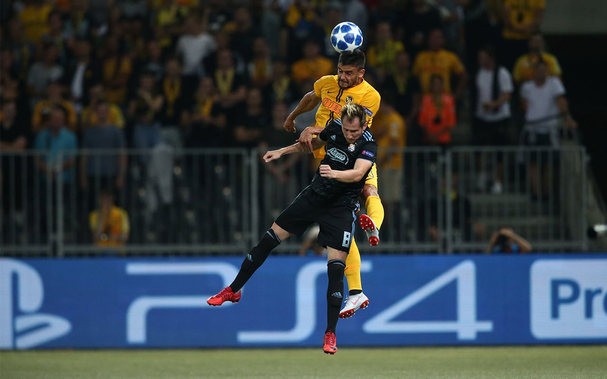 BSC_YB's tweet photo. Das UCL-Playoff-Hinspiel zwischen YB und Dinamo Zagreb endet 1:1. Das Tor für YB erzielte Mbabu bereits nach 2 Minuten. #BSCYB #YBDZ https://t.co/LrYl88newA