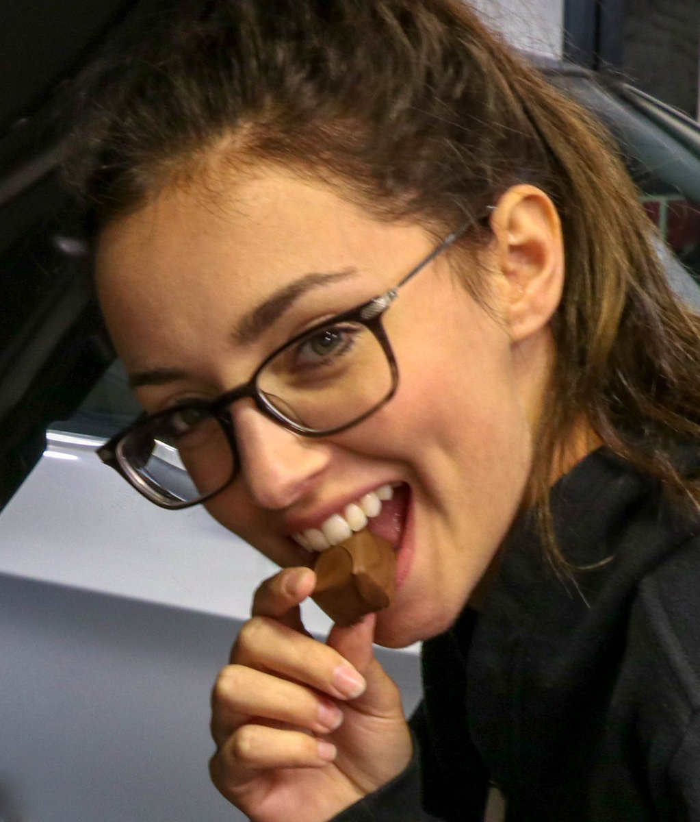 wilmarchocolate's tweet photo. Eat a chocolate a day, live longer #wilmarchocolates #livelongereatchoc #alifeofsweetness
https://t.co/o21l8HaQpR https://t.co/AkEKlWTVZ0