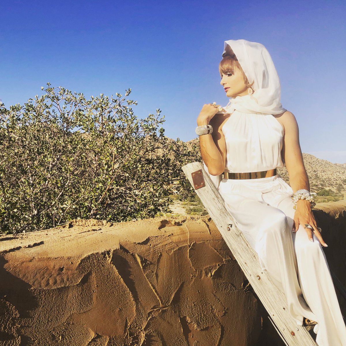 Elizabeth Taylor, eat your heart out!