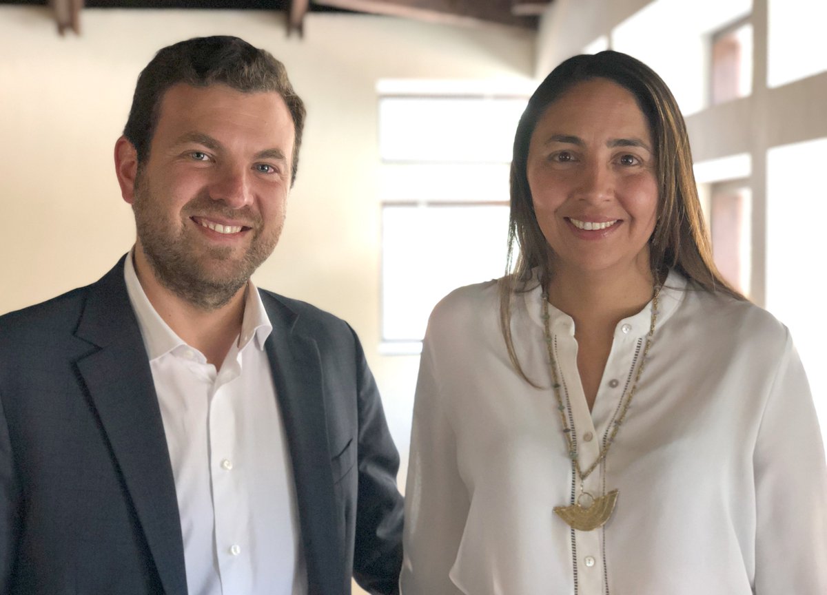 FabianHdezR's tweet photo. Hoy anunciamos en @Telefonica_Col la implementación de la primera red exclusiva para IoT en Colombia. Tendremos, desde septiembre un en Cali, Medellín y Bogotá #TelefónicaIoT https://t.co/yK3ooyDx86 https://t.co/gz4AyDElrf