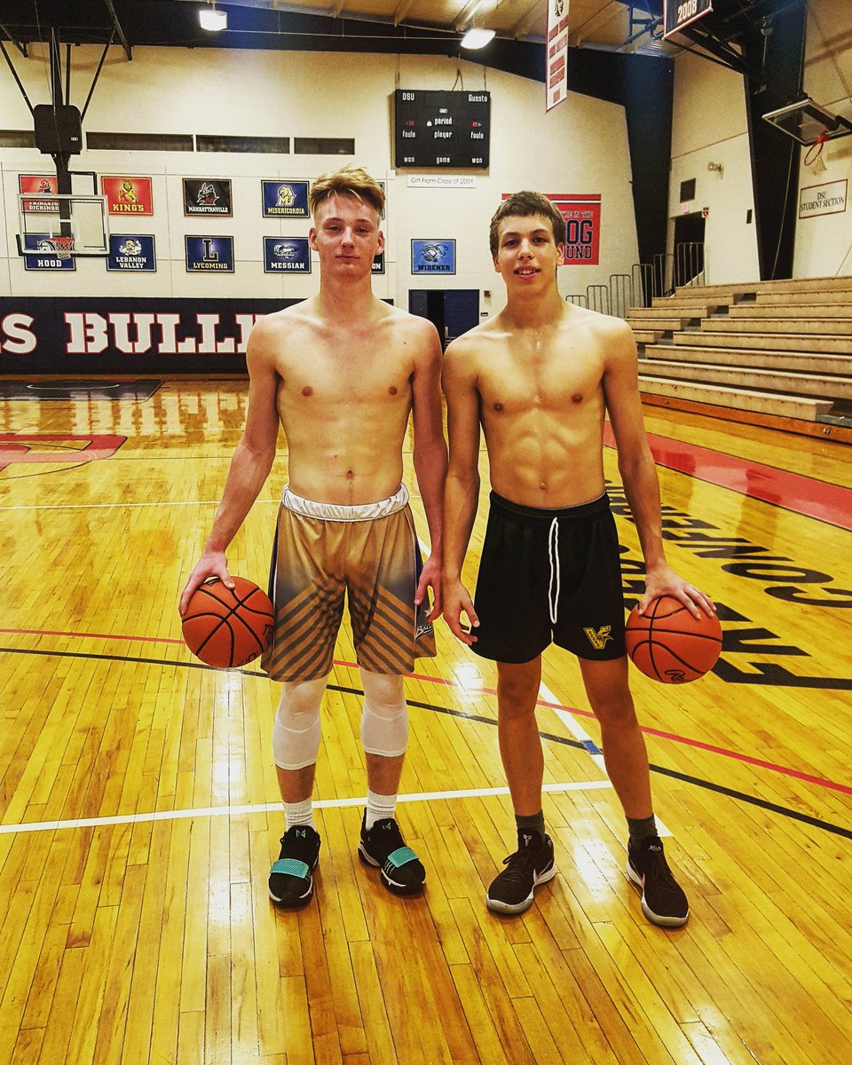 Put some work in last night with <a href="/markswagberger/">mark swedberg</a> and <a href="/chadkratzjr/">ChAd</a> last night. Working on attacking the rim off the bounce. Working for #Primetime #PrimetimeGrindTime #HardWork #AlwaysInTheGym #AlwaysWatching #Training #BasketballTraining #Basketball