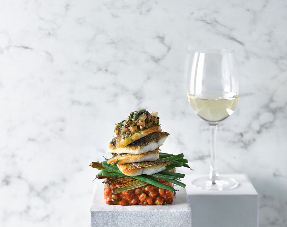 This is one of our favourite images taken at our recent food photography shoot with @STMPhotoUK 📸 it's our roasted sea bass with haricot bean cassoulet, fennel, green beans and a tomato dressing! All made in-house too 😋 liverpoolmuseums.org.uk/venue-hire/ind… #eventprofs #foodies