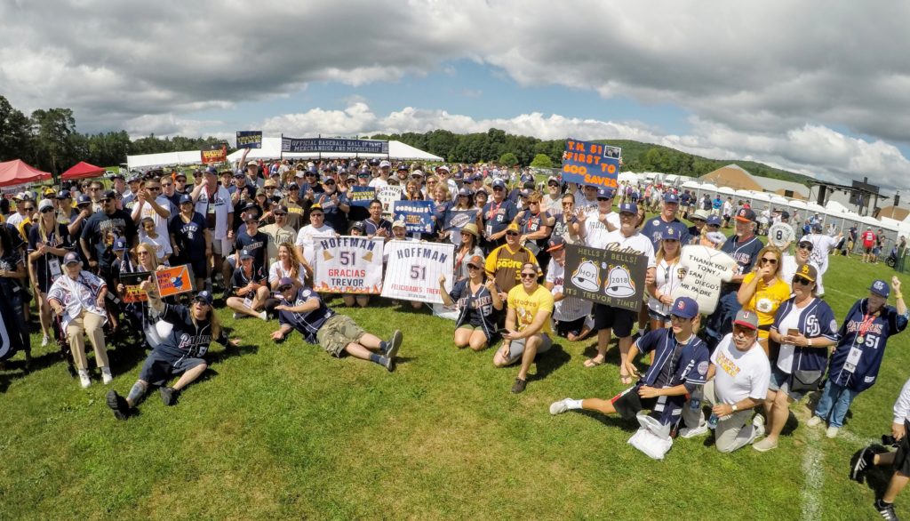 PadresPublic's tweet photo. Padres and Pints: The Podcast! Episode 42 - https://t.co/dr8EndKl0o https://t.co/TvHlVXyEw5