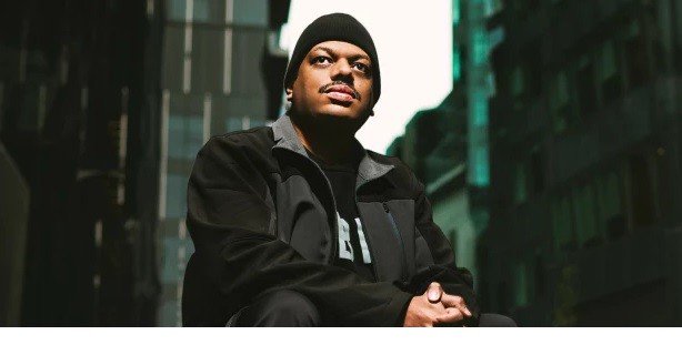 GatTMusik's tweet photo. KERRI CHANDLER (Deep House) GIVING AWAY 43 UNRELEASED OR VINYL-ONLY SONGS (2.1 gig) FOR FREE!! https://t.co/KfvXt747tV
#Kerrichandler #deephouse #deephousemaster #housemusic #djlife #djlifestyle #thankyou #giveaways #gattmusik #6n4 #partyparty https://t.co/e9U4uMsrGF