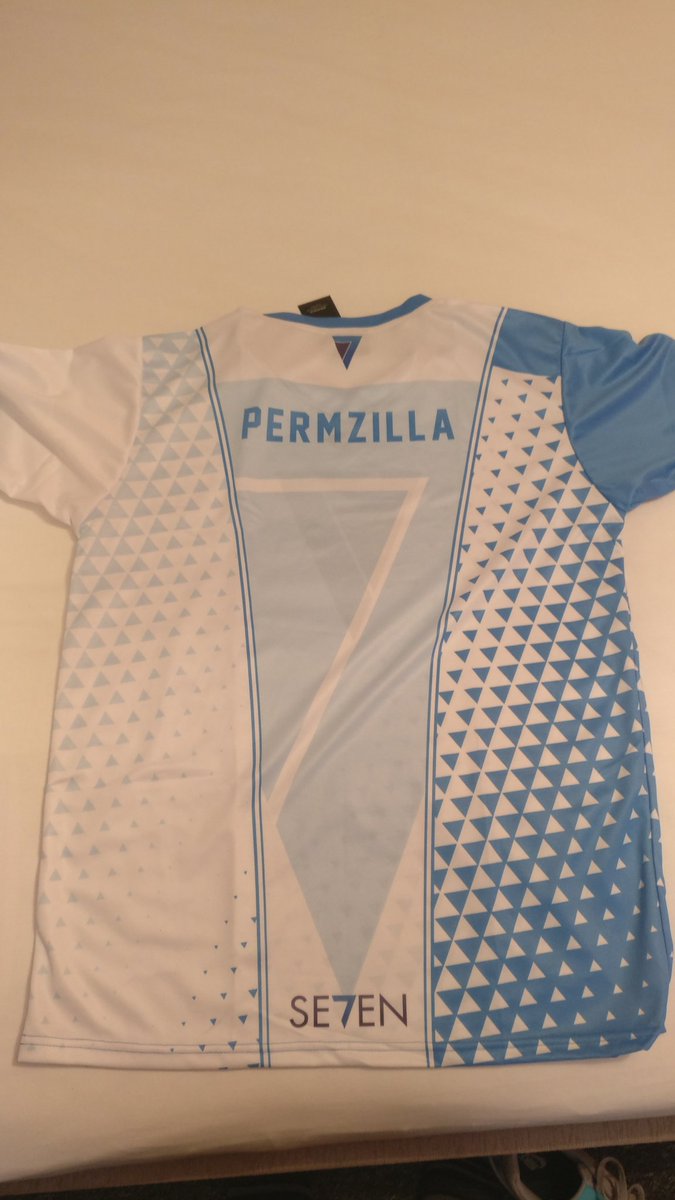 Permzilla's tweet image. I'm back and this time it's official