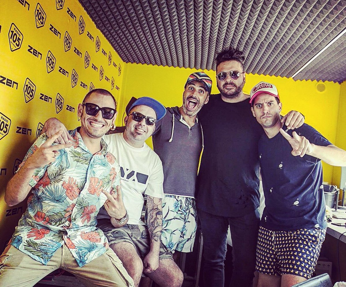 Combass's tweet photo. Grazie @niccolotorielli e @dariospada, siete una potenza! E grazie a @radio105 ...#apreslaclasse #radio105 #105zen https://t.co/p1rxFuiNjy
