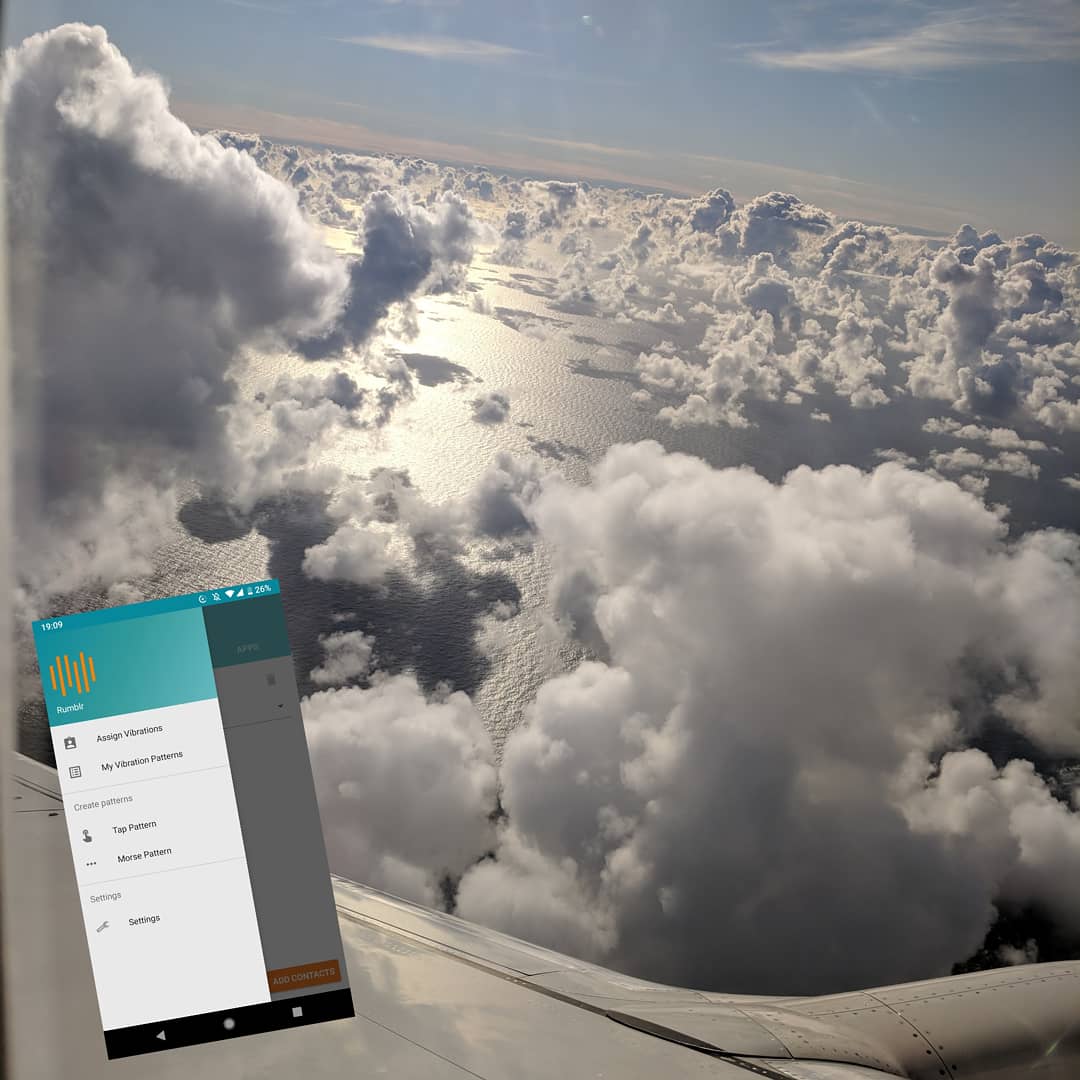 It's a bird! It's a plane! No! It's a tacky product placement advert! ☁️✈️☁️ Full version now available on Google Play!! 🙃 Quick! Run and download now! Check us out! 🔗 in bio!
#rumblr #photooftheday #picoftheday #instadaily #instatech #vibration #notifications #technology
