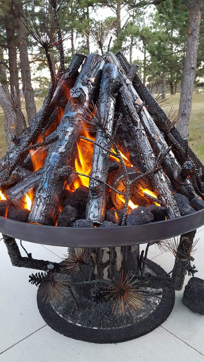 loenbrotech's tweet photo. Freedom Arc Welding and Fabrication is a veteran-owned &amp; operated business. Co-owner, Randy Hoppe, graduated from LTI in December 2017 &amp; now builds stunning, custom fire-pits with detailed log sets such as this one here. #Trades #SkilledTrades #Welding #LTI #Loenbro #WelderNation https://t.co/uy2uKOe3j6
