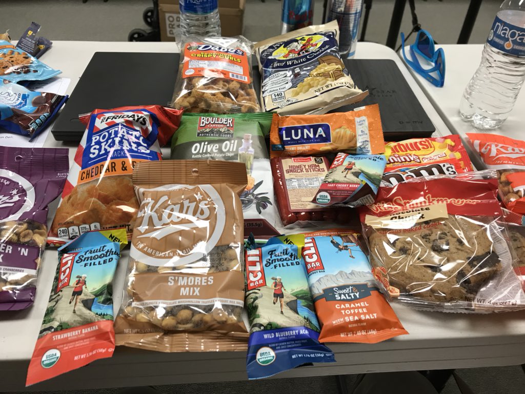 CJRecher's tweet image. Round 3! @ClifBar @LUNAbar @mmschocolate @Starburst @karsnuts @piratesbooty @otisspunkmeyer @KlementSausage @lacroixwater #SamplingDay