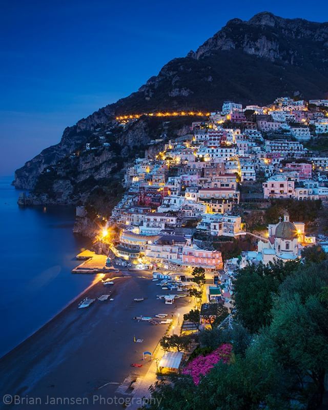 BJannsenPhoto's tweet photo. Early morning shoot... 4am.  The alarm goes off... 'Nooo..!' These Italian linens have never felt so good.  But I know I must crawl out of bed - it'll be worth it.  I quietly walk out the door and I'm greeted with the fresh cool sea-breeze.⠀⠀⠀⠀⠀⠀… https://t.co/pSvWbV51th https://t.co/GJnhdLbxVp