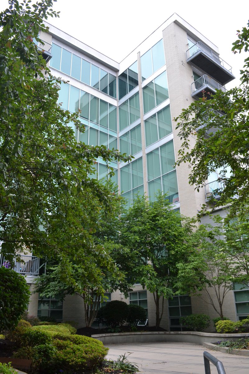 CITYSPACE1's tweet photo. Whether you’re looking for a busy, high-energy hub of entertainment or a quiet community with tree-lined streets, we have the perfect place for you! Come see us today!
#TheJeffrey #BatteryB #MetalWorks #SixtySpring #downtownliving #Cbus https://t.co/aJnMQ5ER3t
