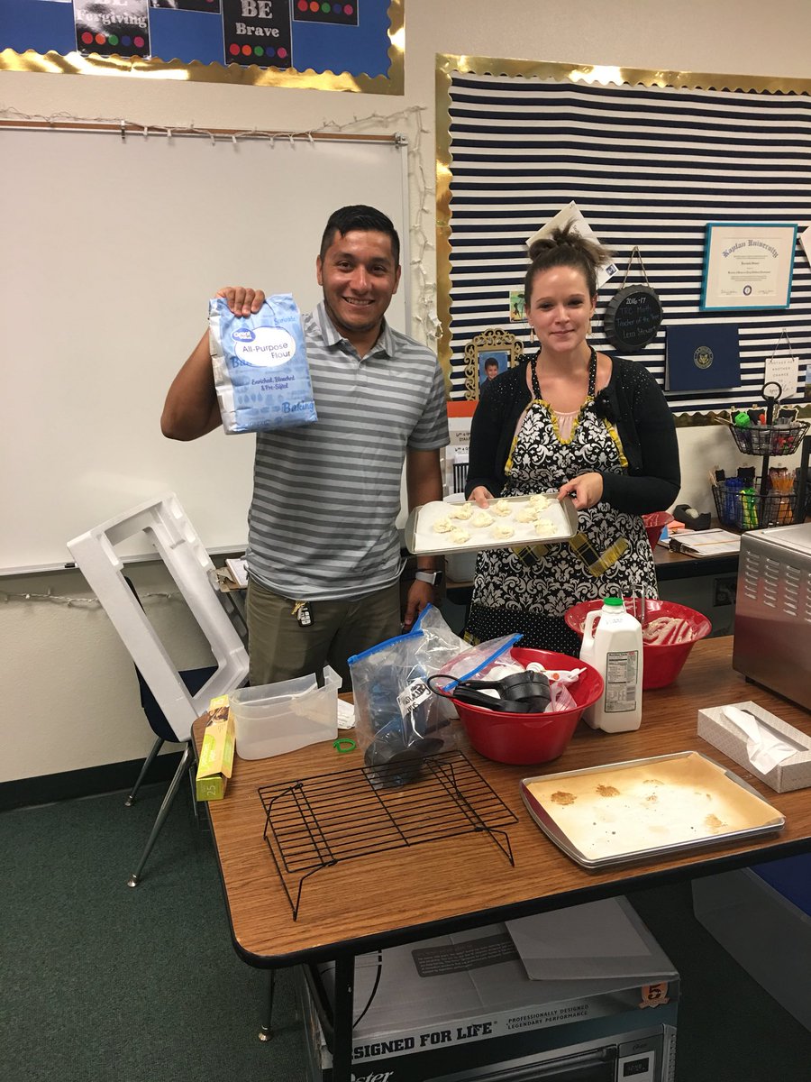 HernandezMS's tweet image. Mrs. Stewart and @gasanchez_  just made 7th grade math way more interesting!  #timetomakethebiscuits #scienceinmath @RRISDSecMath #IB