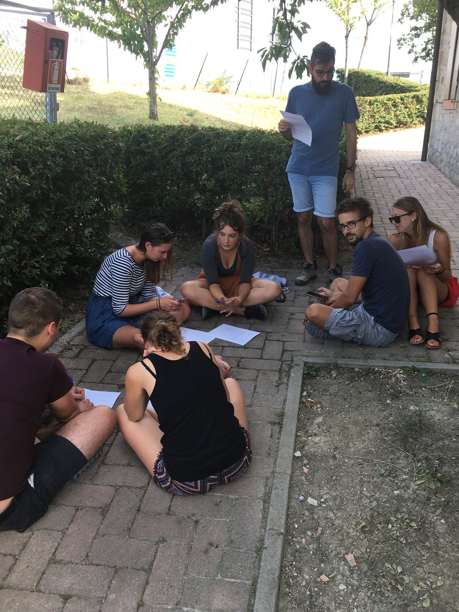europedirectER's tweet photo. Day 3 of #EU2BE summer school at the Monte Sole Peace School, with our German Italian and Polish friends 🇵🇱🇩🇪🇮🇹
The Italian eastern border was today’s theme: is the nation state compatible with democracy, different memories of the past and protection of human rights? https://t.co/atuifH5Z1O