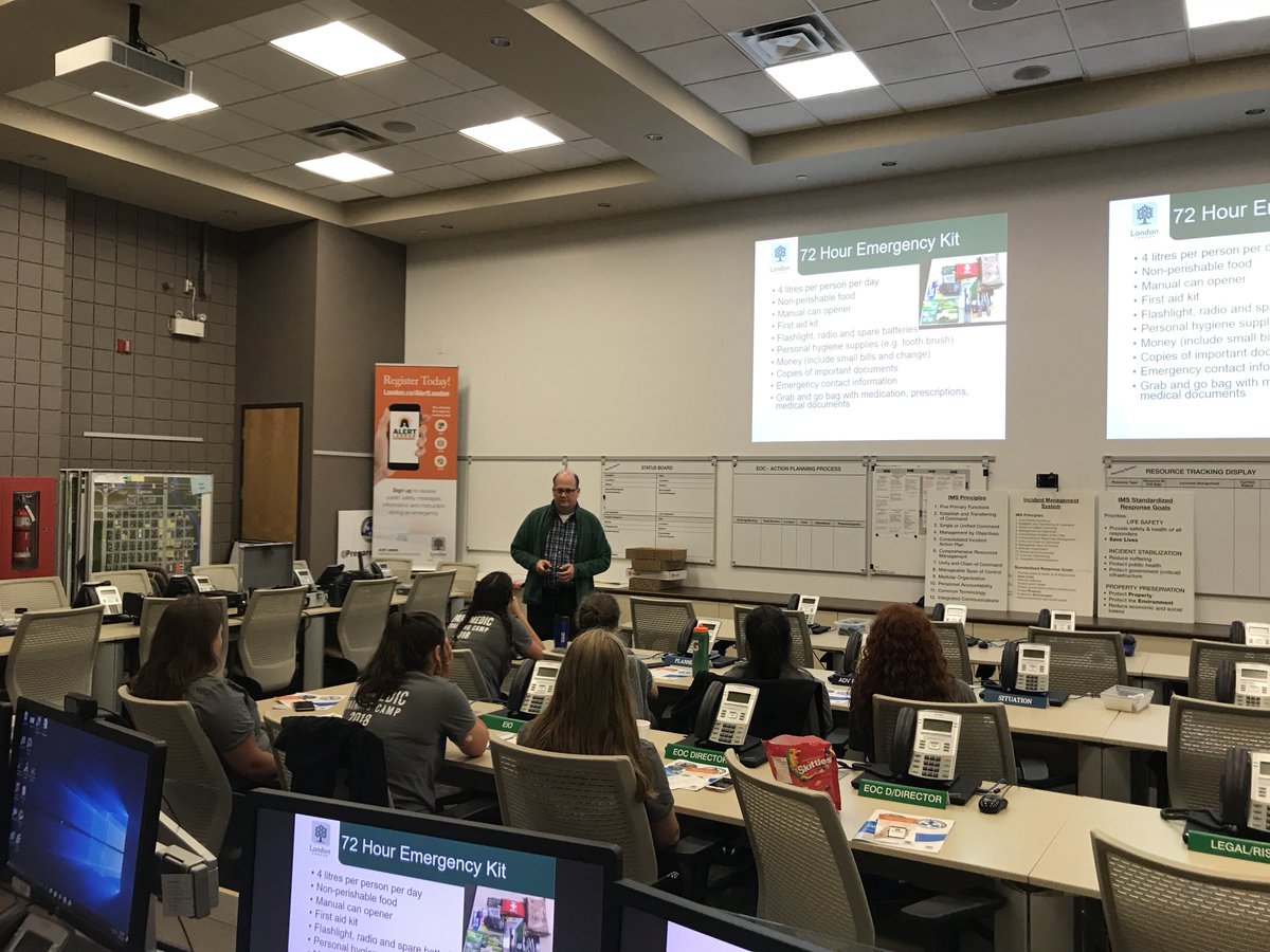 MLPS911's tweet photo. Thank you Andre from @PrepareLondon for the excellent Emergency Management Exercise! #psweek2018 https://t.co/mvr07na4yG