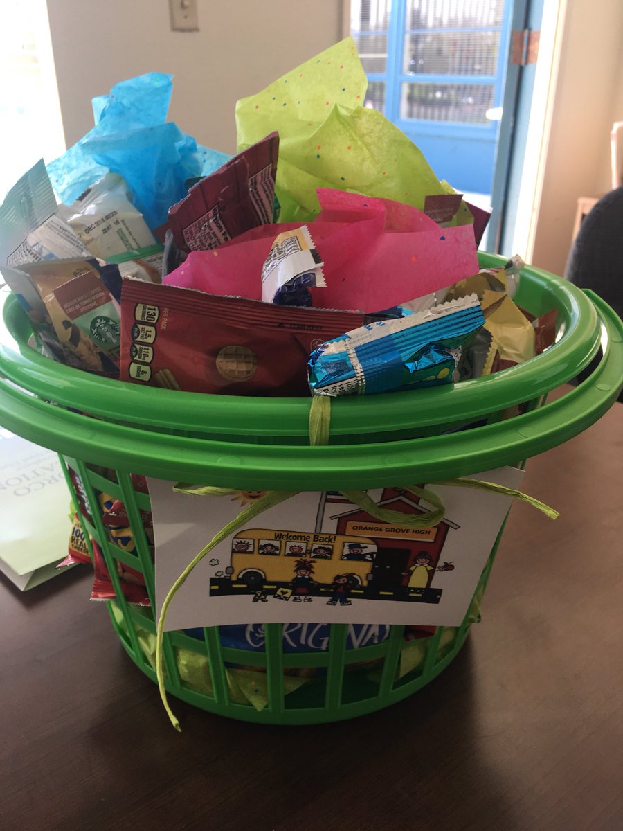 Hanging with the Awesome Doctor Sarah Ragusa, Thanks for the basket and visit!