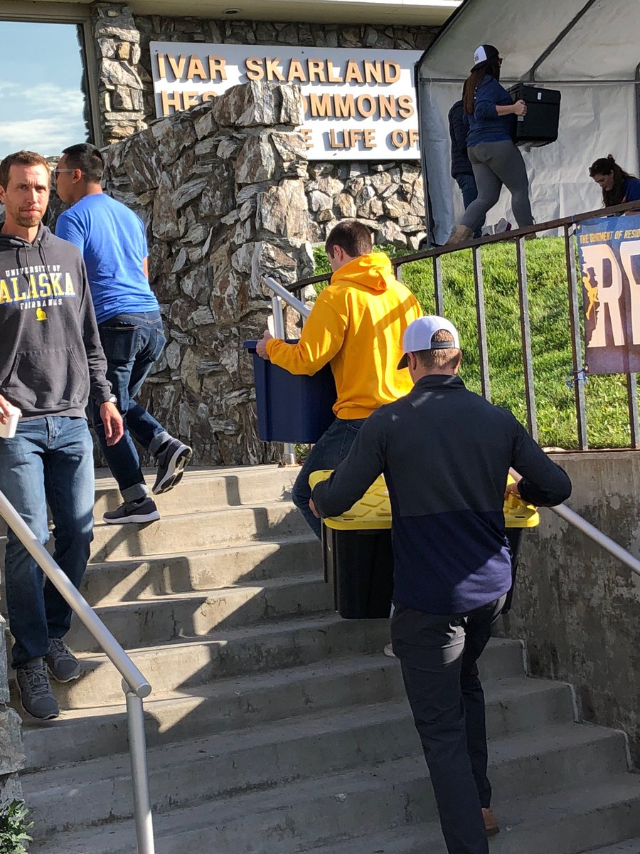NanooksHockey's tweet photo. Move-in Day Part II. Who’s excited to get the 2018-19 school year underway? Looks like @bblazer14 is! #NanookNation https://t.co/MeshzLuetl