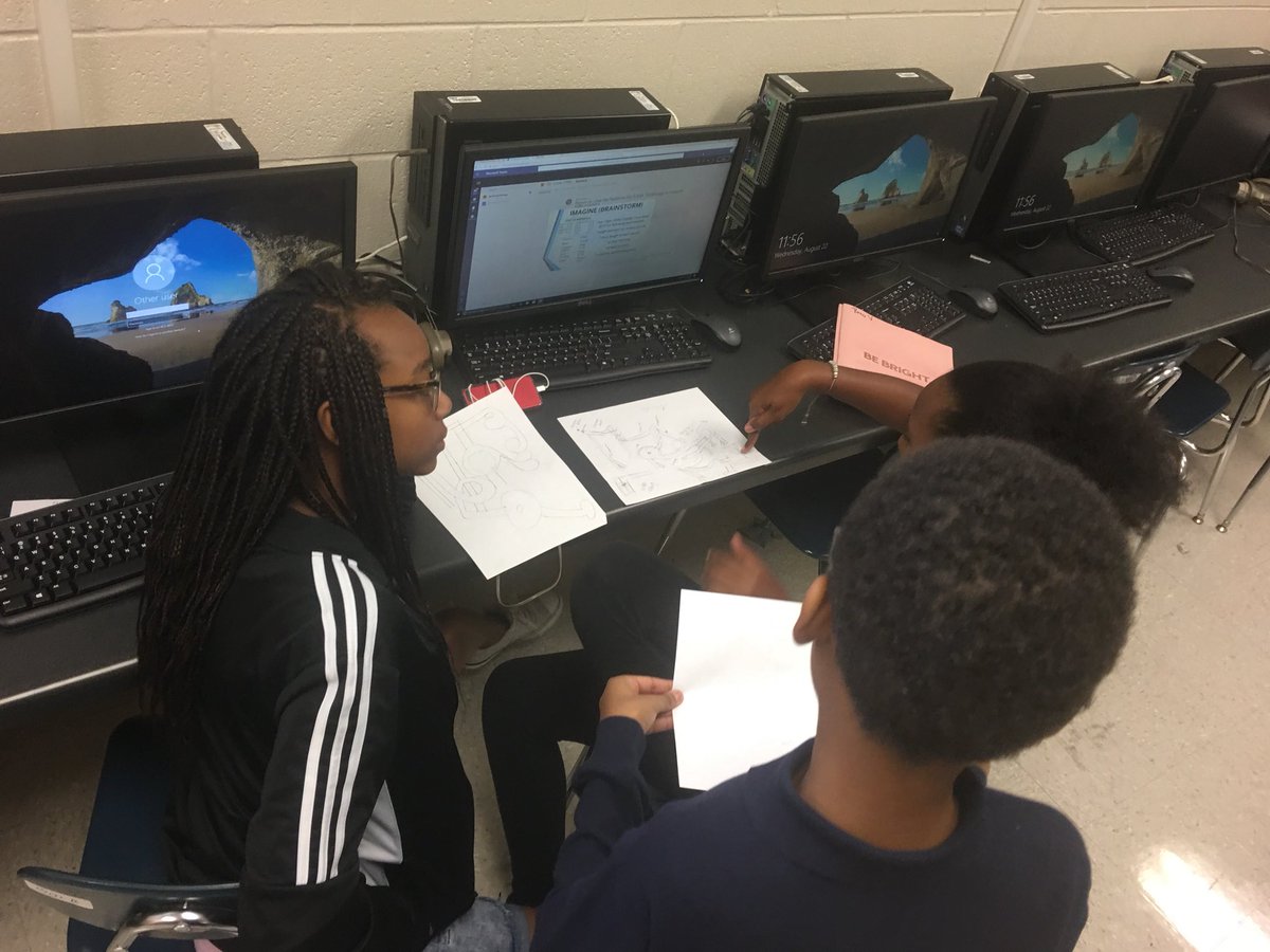 NicoleStirbens's tweet photo. STEM students in deep discussion sharing brainstorm ideas before designing their final plan. #engineeringanddesignprocess #rollercoasterengineers https://t.co/x0tuZhijMZ