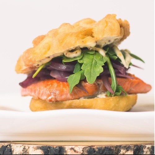 Have you tried our #housemade bannock? It can be found in our Gallery Cafe, our #Foodtruck and of course on our #catering menus! It's a must try - so why not today for lunch? 

#catering #food #salmon #bannock #events #cafe #goodeats #yyj #meetings #fresh #local #conference