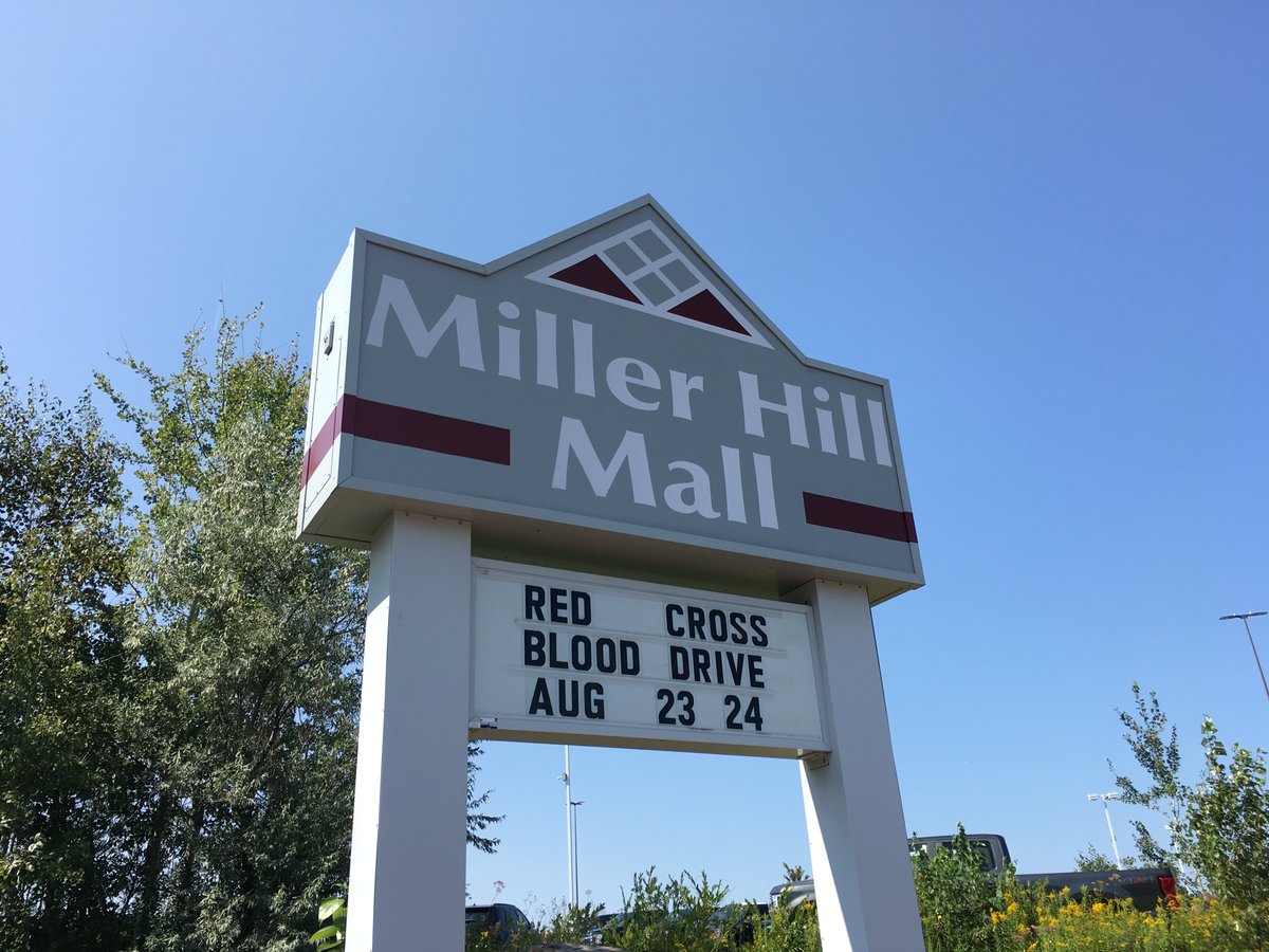 SuperiorDanW's tweet photo. Please share!  Largest ever @RedCrossBloodNC community blood drive this Thursday/Friday @ Miller Hill Mall. Great support from @SuperiorChoice_  + tons of giveaways &amp; drawing for a $600 shopping spree! https://t.co/9eVLwfM3yj sponsor code: Miller Hill Mall to sign up for a time! https://t.co/igx2rKYlua