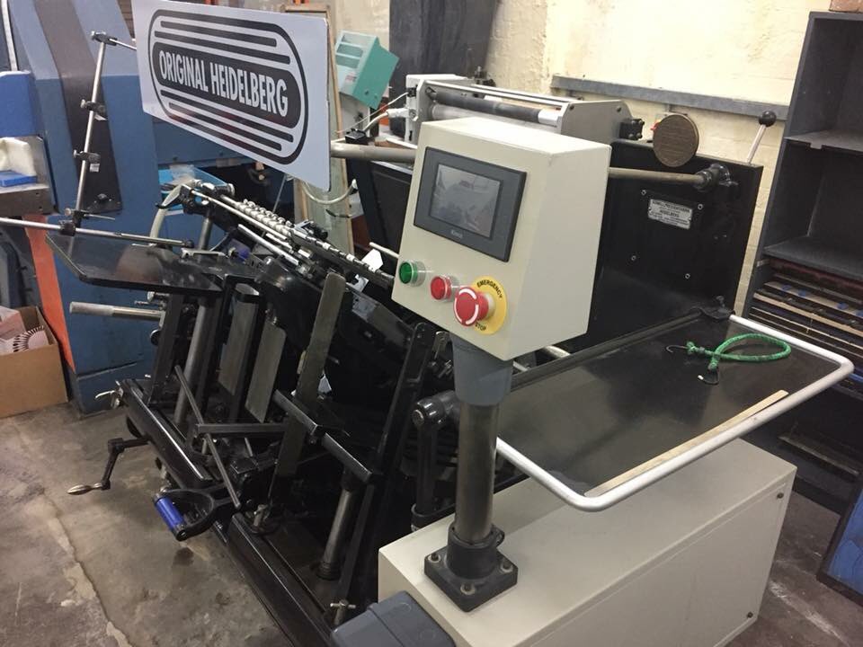 BNI_Vision's tweet photo. It’s these machines which allow @CTPDIGITAL to be more than just a printer. They can produce high quality brochures for the most discerning of clientele. At short notice and a short run. #printing #brochures #BusinessCard #propertydeveloper #Christmas https://t.co/sQFZ69fWdn