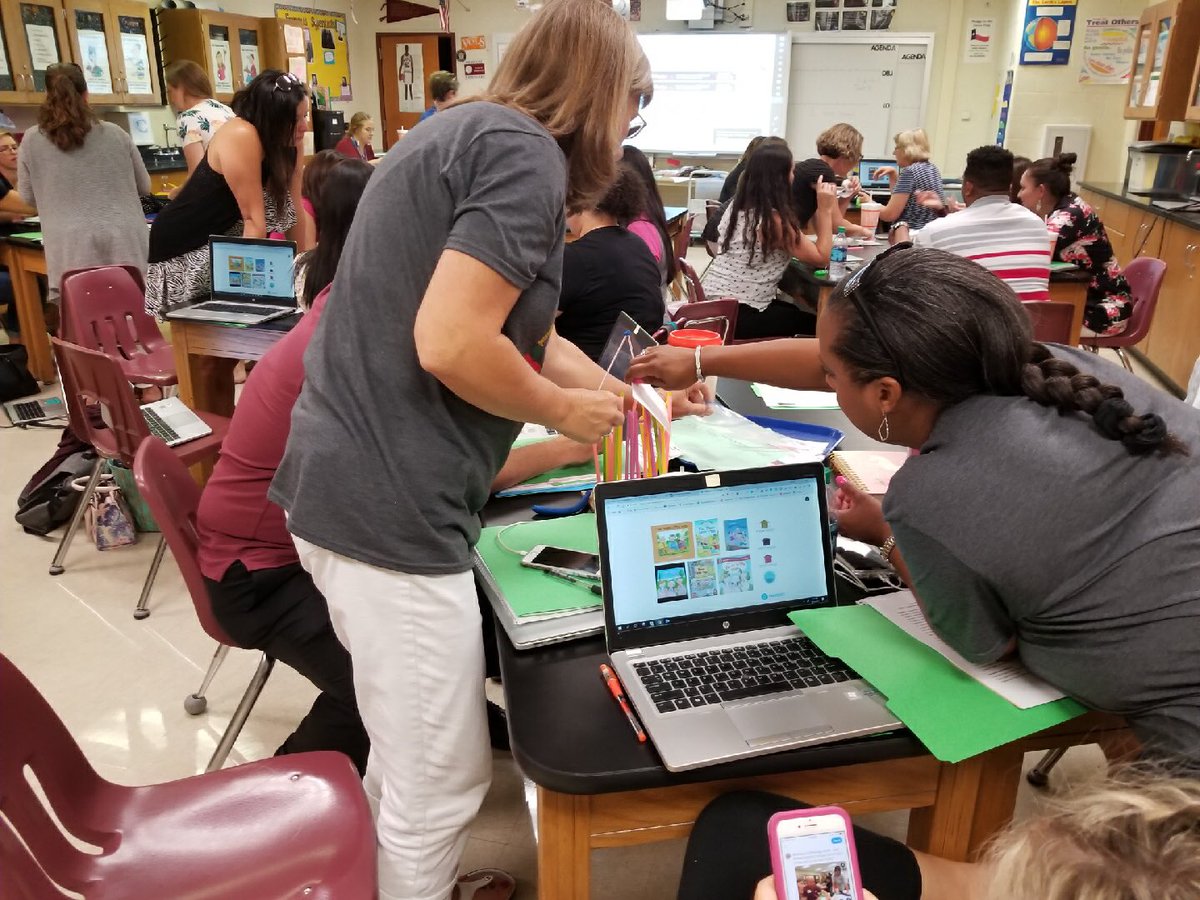 MrsCallsClass's tweet photo. Building a 3 little pigs home out of only given supplies, finished product  put in front of the wolf (a box fan) to be tested for durability. #theNEISDway #WeAreWetmore https://t.co/MGAWHBCHyR