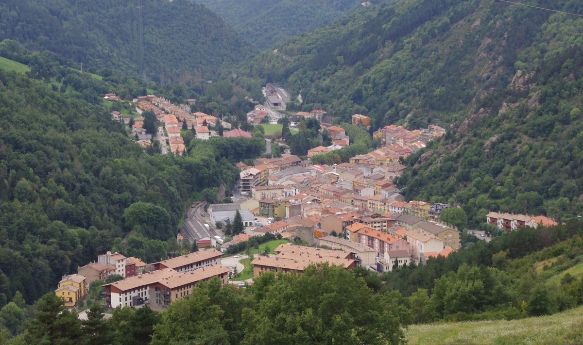 Us presentem una novetat de l'Esquella BTT! La sortida i arribada d'aquesta cursa serà a Ribes de Freser. #comunaesquella #esquellabtt#mtb #bike#mountainbike #cycling#ciclismo @artcervesers @push_bars @evoramasr@sinmaletas @bside_sports @vallderibes