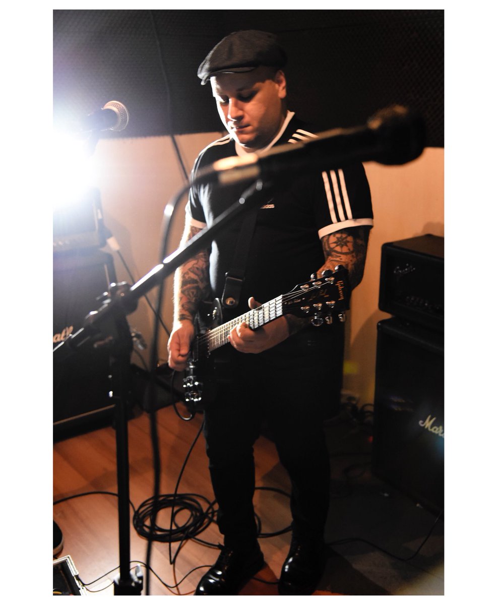 SPetrich_'s tweet photo. @MALONES0341 en vivo este Viernes 24 de Agosto junto a @malmomentoHD 💪 Local: Floyd Rock Pub (Dorrego 1362) - Puerta 23;45hs - Anticipadas en RosarioRock (Corrientes 755 planta alta) #MALONES2018 https://t.co/HQ0ITJk1Dt