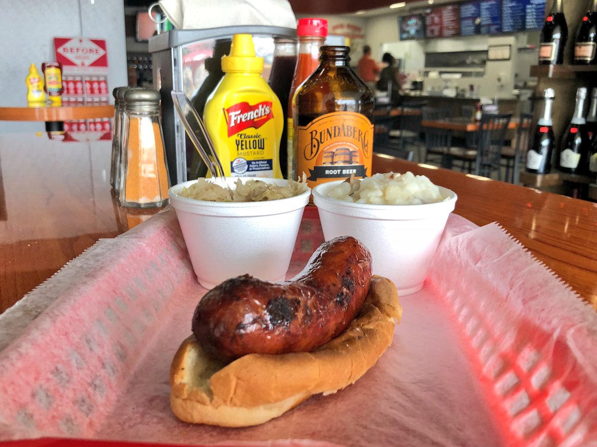 BBQsnob's tweet photo. That’s one way to make your sausage look bigger. This is a smoked bratwurst made from pork and bacon by Fisher’s Meat Market in Muenster, TX served at @brucitystadium, home of the #tinybuns. Still a fine #roadsausage https://t.co/mnv87kpEc6