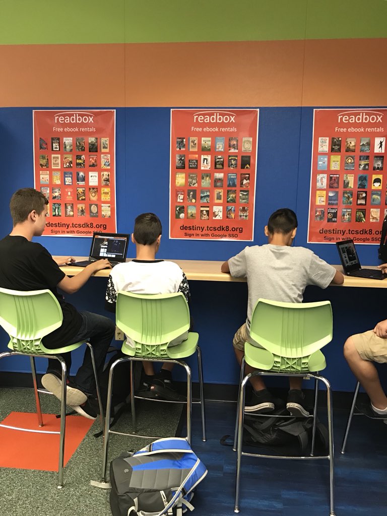 donnatcsd's tweet photo. #tcsdshare What happens when a middle school library is open at break/lunch? Students check out books, build with legos, create robots, use chromebooks, discover books, read, and play games! Live Oak Library is the place to be.
#schoolclimate #libraryfun https://t.co/JclifknPtc